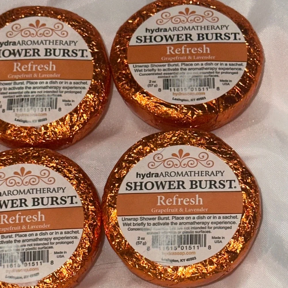 Shower Burst Refresh Orange HydraAromatherapy Refresh Grapefruit & Lavender